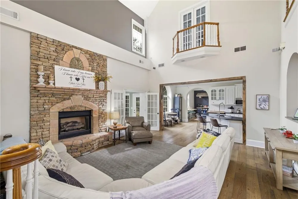 4337 Mountain View Road Oakwood, GA 30566