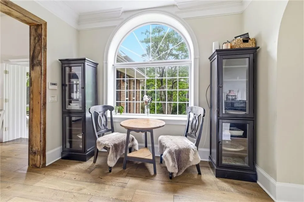 4337 Mountain View Road Oakwood, GA 30566