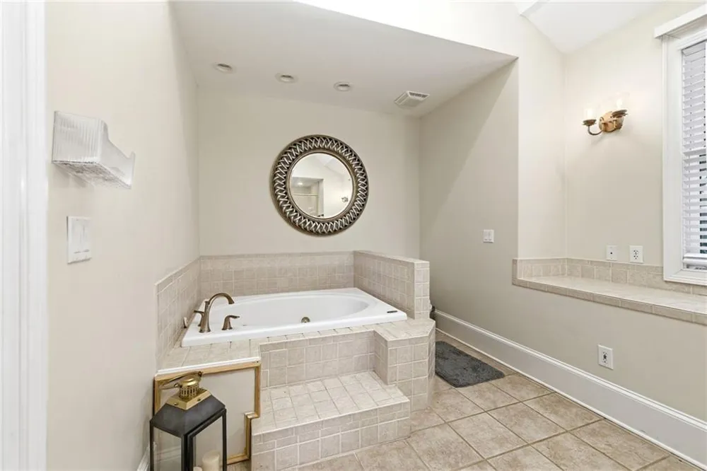 4337 Mountain View Road Oakwood, GA 30566