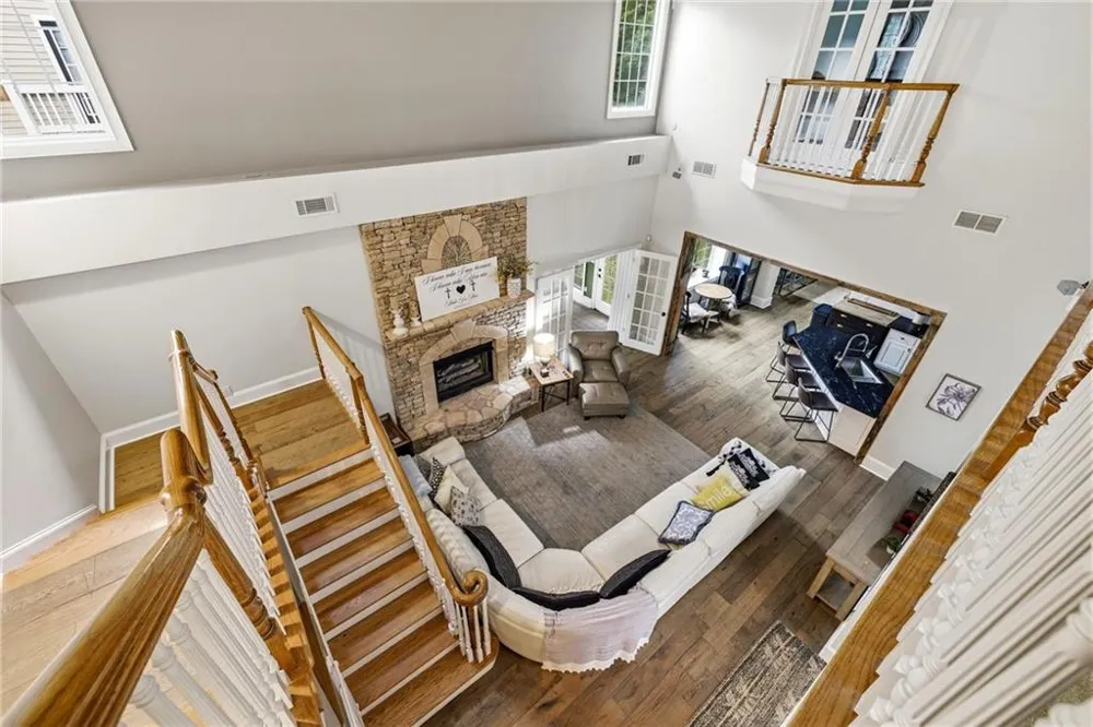 4337 Mountain View Road Oakwood, GA 30566