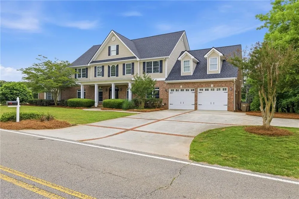 4337 Mountain View Road Oakwood, GA 30566