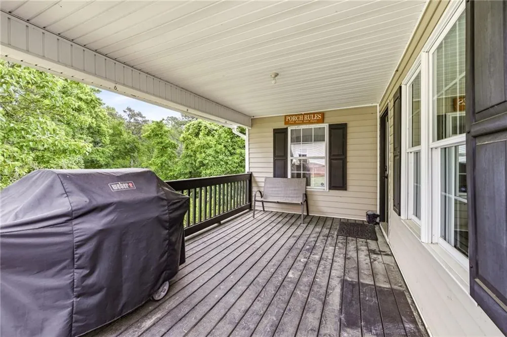 4337 Mountain View Road Oakwood, GA 30566