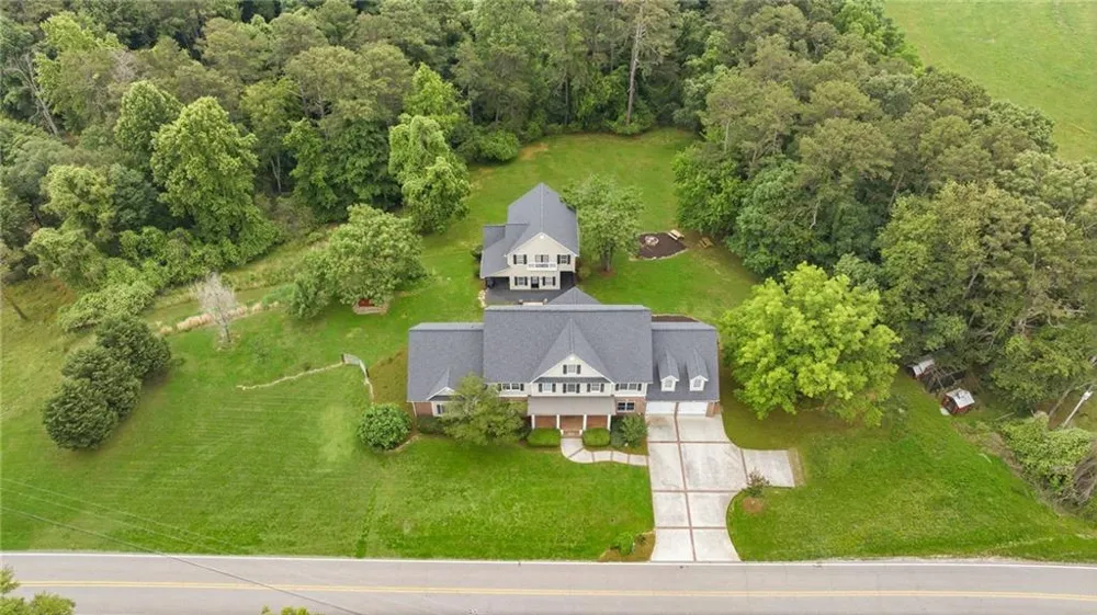 4337 Mountain View Road Oakwood, GA 30566