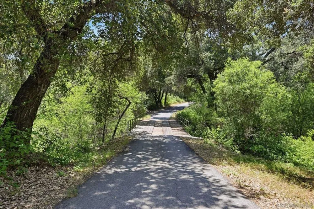 9474 Black Mountain Truck Trail Santa Ysabel, CA 92070