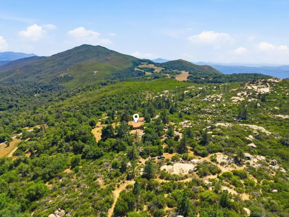 9474 Black Mountain Truck Trail Santa Ysabel, CA 92070