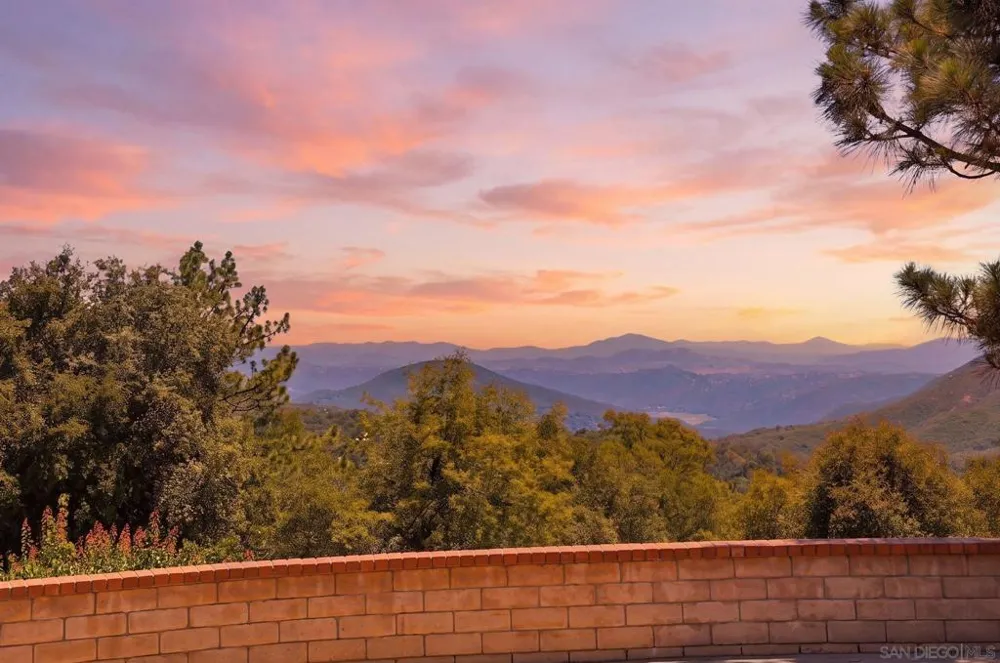 9474 Black Mountain Truck Trail Santa Ysabel, CA 92070