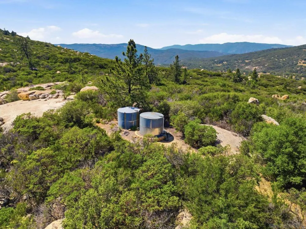 9474 Black Mountain Truck Trail Santa Ysabel, CA 92070