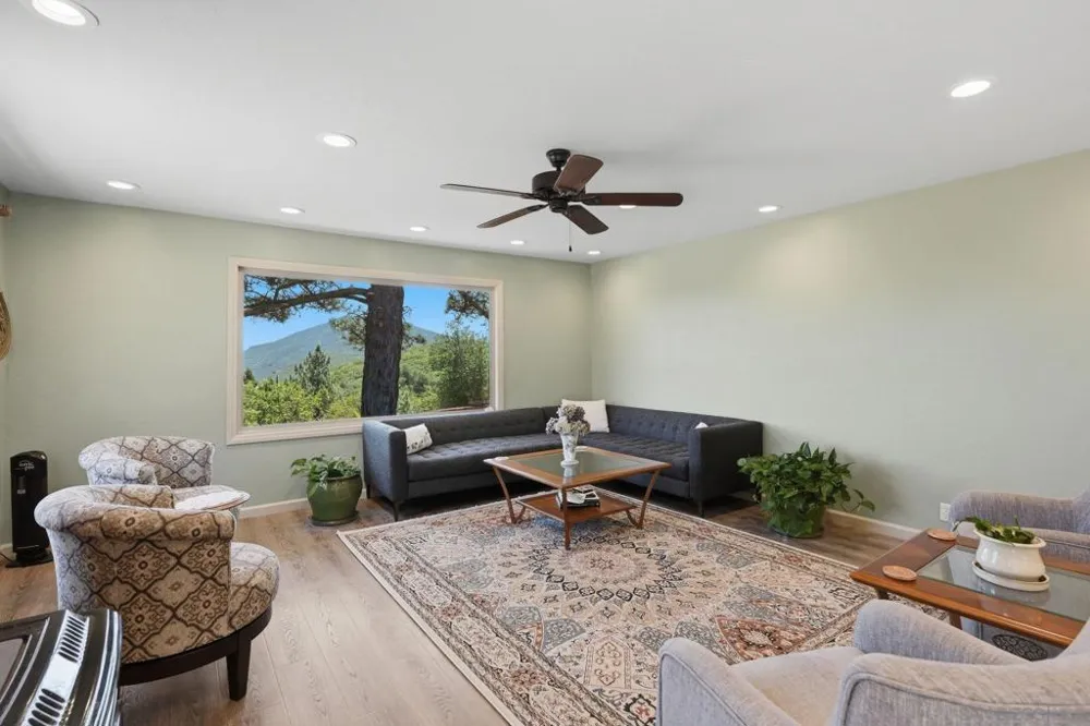 9474 Black Mountain Truck Trail Santa Ysabel, CA 92070