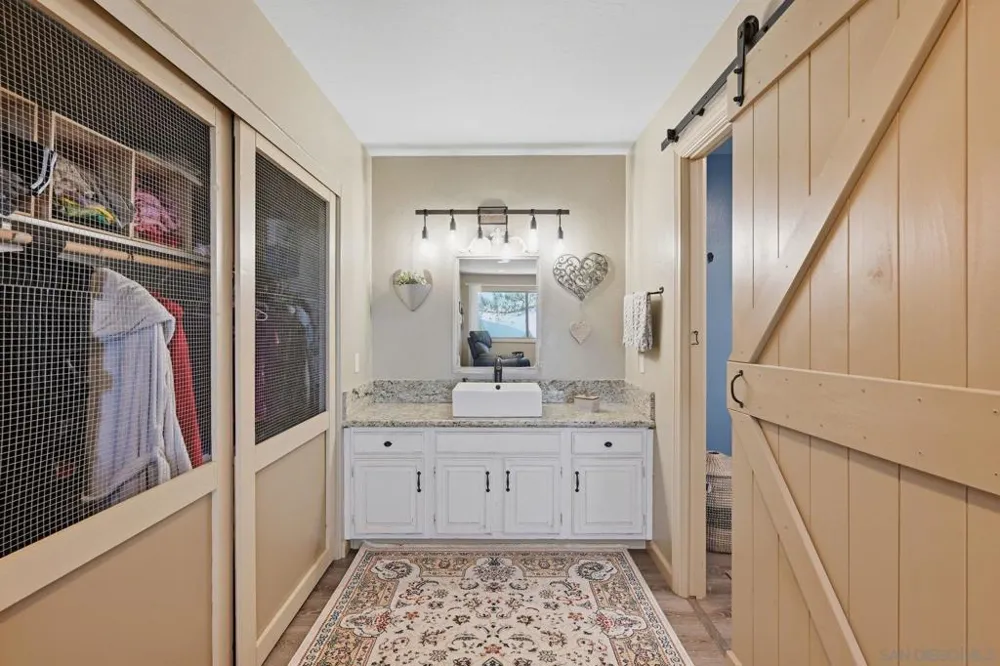 9474 Black Mountain Truck Trail Santa Ysabel, CA 92070