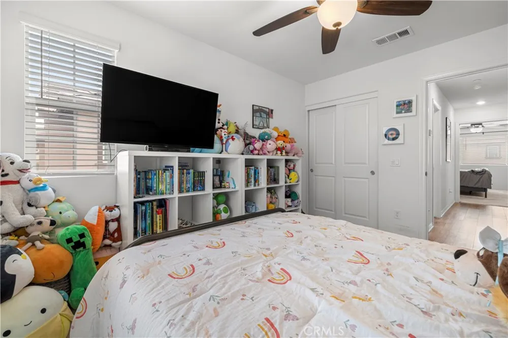 2476 Gunner Ridge Rialto, CA 92377