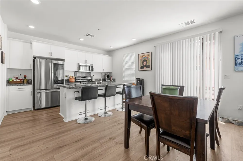 2476 Gunner Ridge Rialto, CA 92377