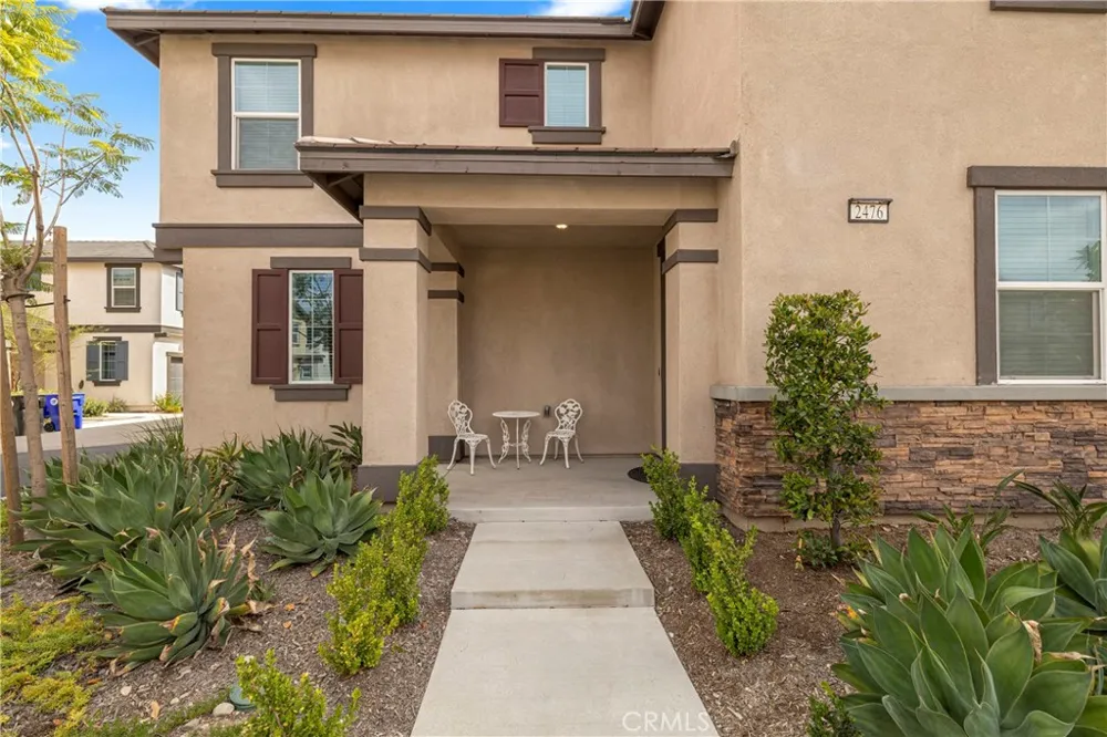 2476 Gunner Ridge Rialto, CA 92377