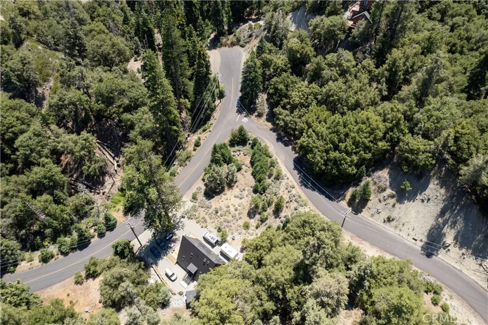 1213 Bernina Drive Pine Mountain Club, CA 93222