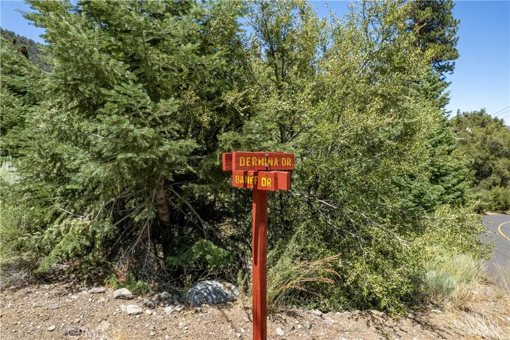 1213 Bernina Drive Pine Mountain Club, CA 93222
