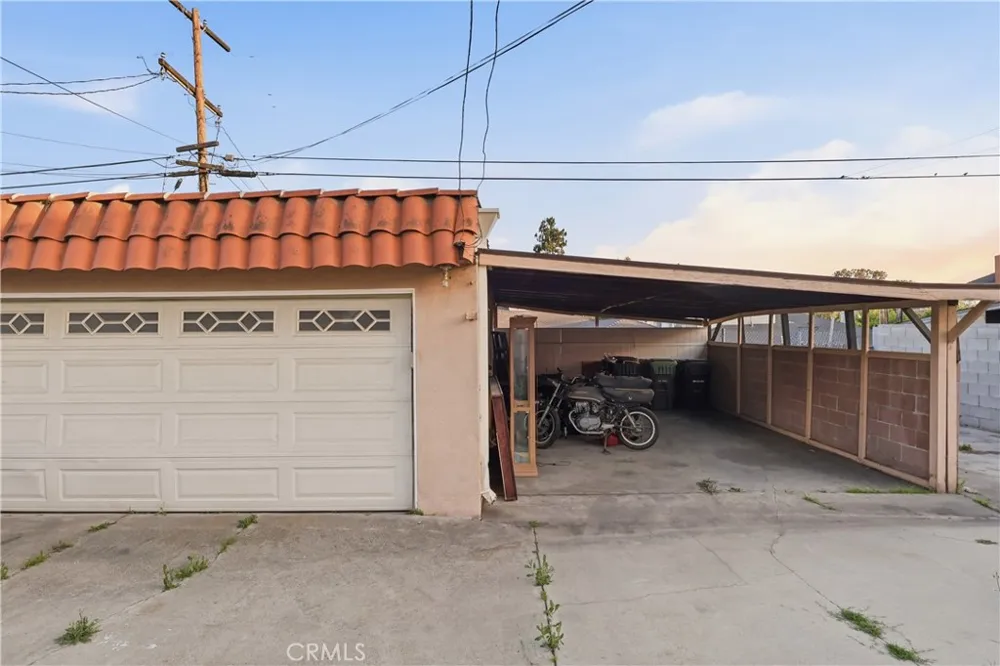 3214 W 83rd Street Inglewood, CA 90305