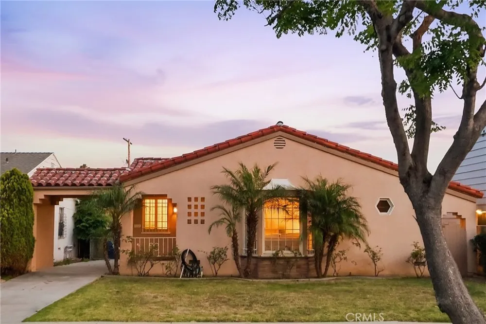 3214 W 83rd Street Inglewood, CA 90305