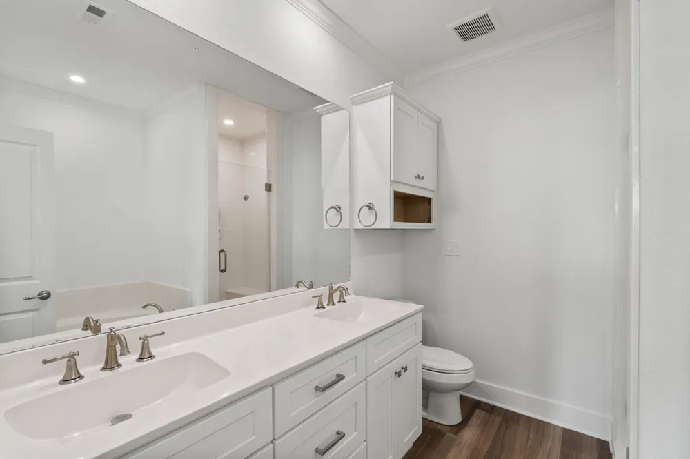 2112 Fm 3186 D5 #D5 Onalaska, TX 77360
