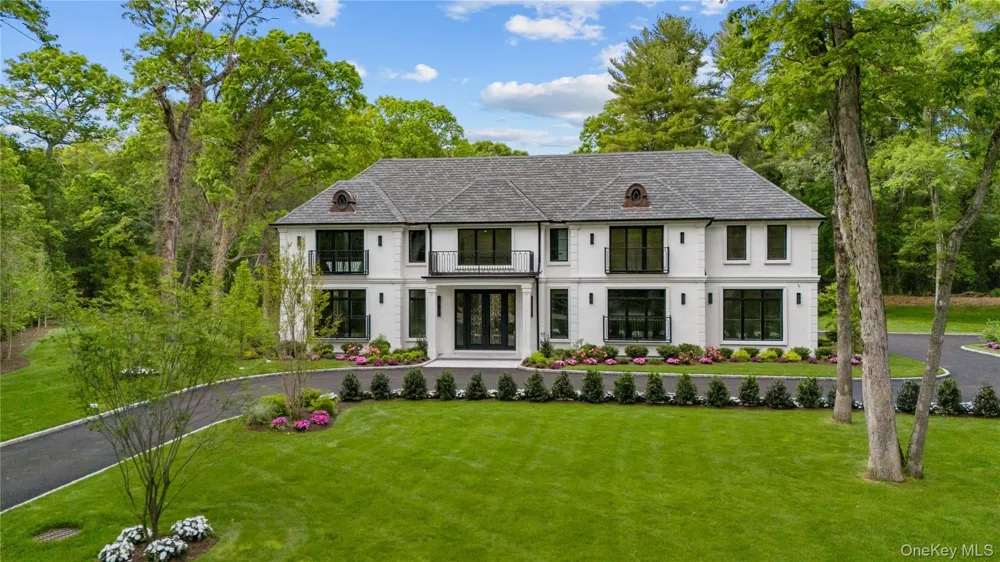 12 Quaker Ridge Drive Brookville, NY 11545
