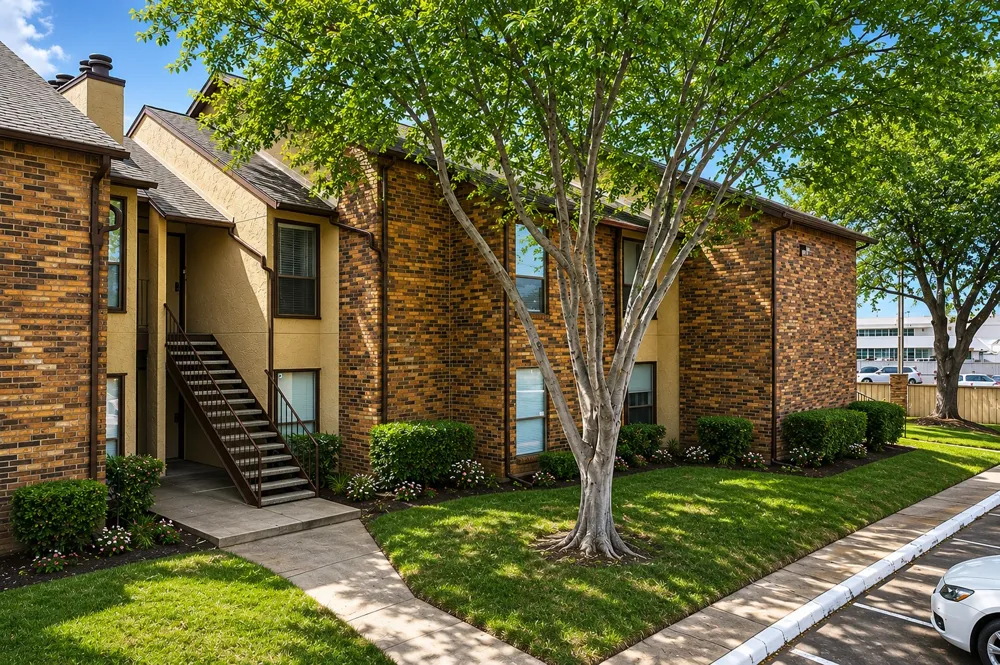 1900 Cloisters Drive #322 Arlington, TX 76011