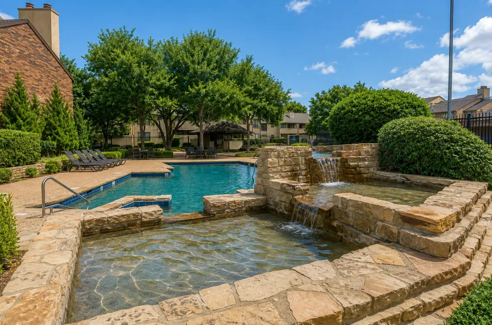 1900 Cloisters Drive #322 Arlington, TX 76011