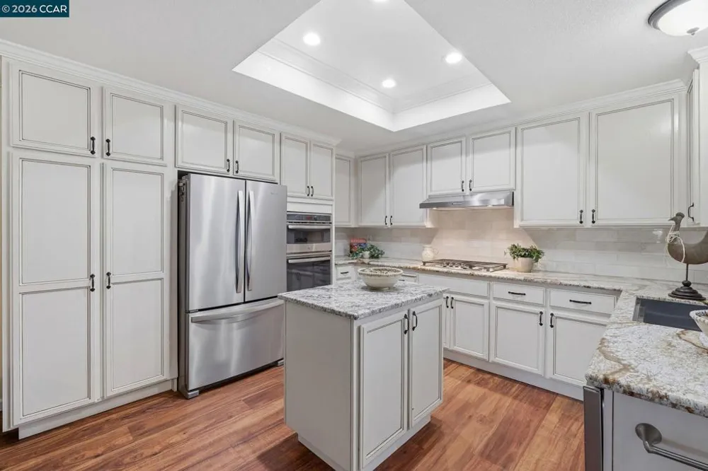 1707 Geary Rd Walnut Creek, CA 94597