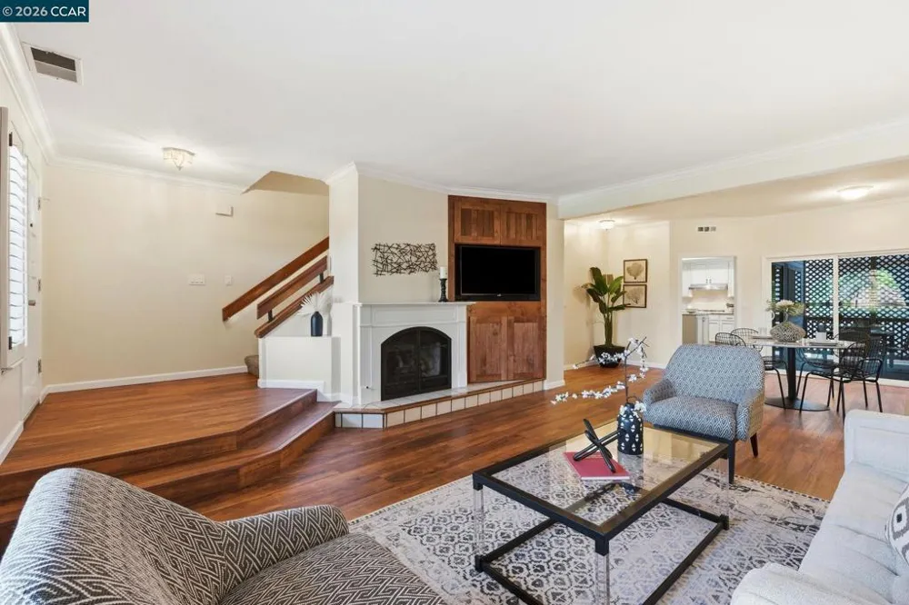 1707 Geary Rd Walnut Creek, CA 94597