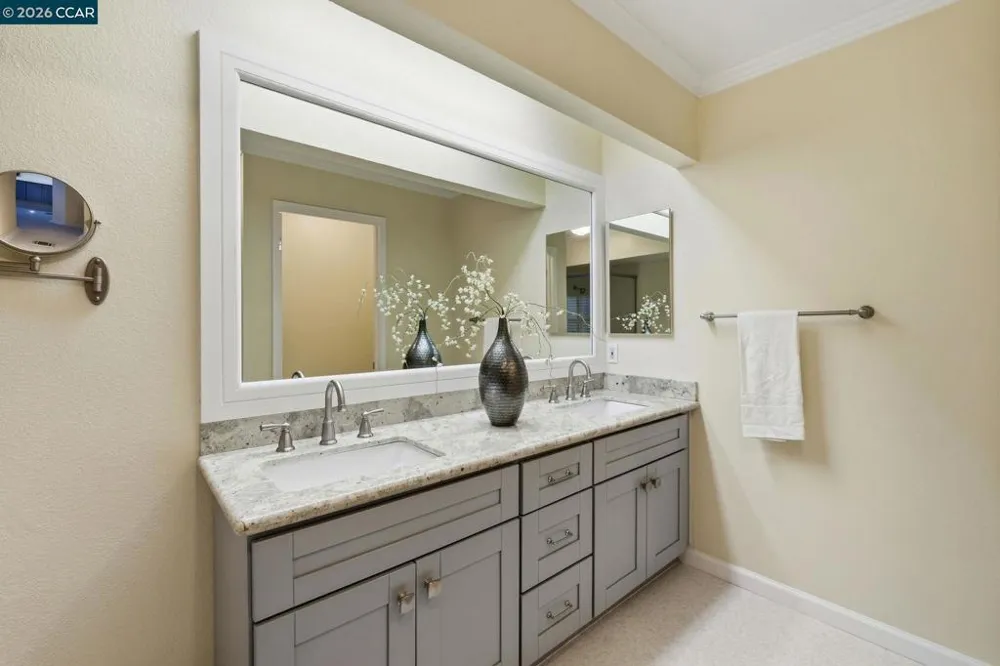 1707 Geary Rd Walnut Creek, CA 94597