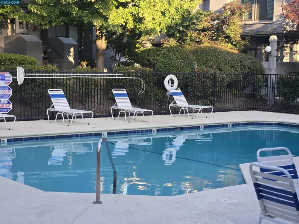 1707 Geary Rd Walnut Creek, CA 94597