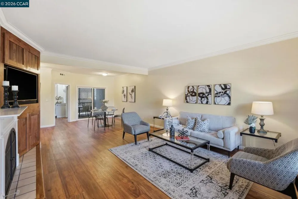 1707 Geary Rd Walnut Creek, CA 94597