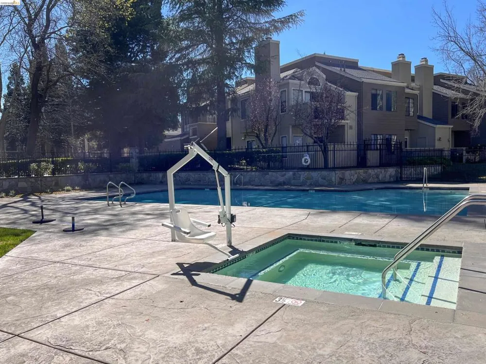 450 PINE RIDGE DR. San Ramon, CA 94582