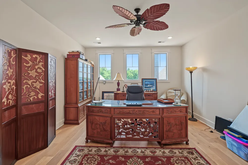1043 Emerald Valley Dr Castalian Springs, TN 37031