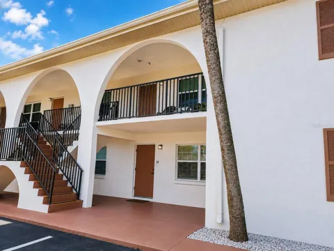 400 AUBURN DRIVE #3