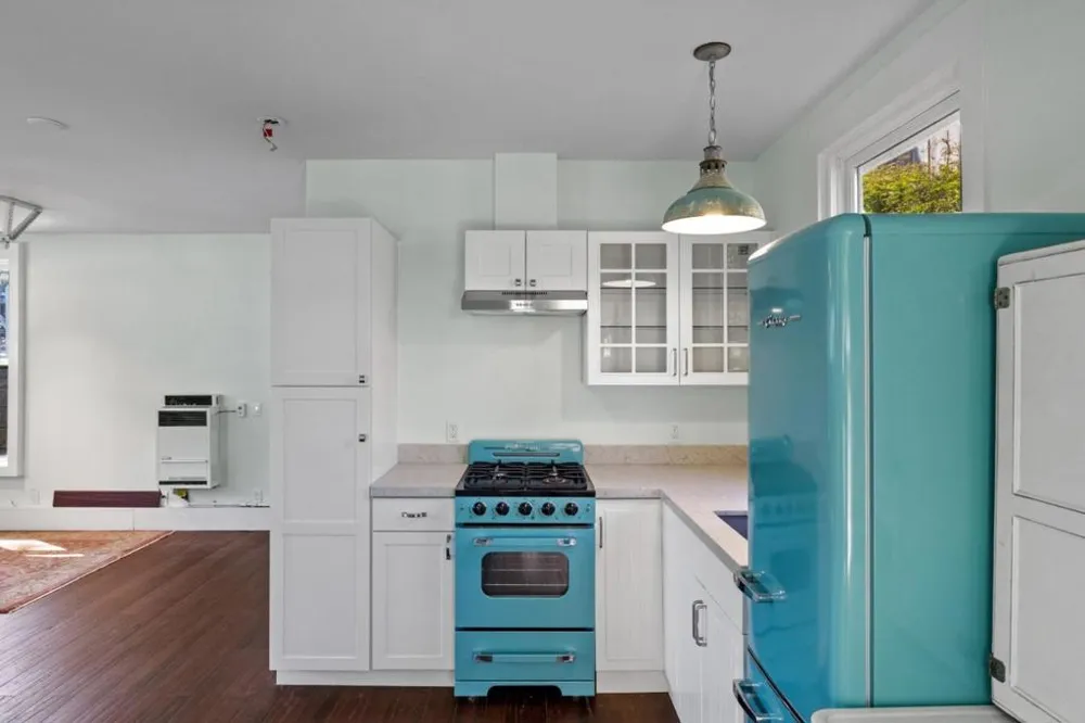218 4th Street Pacific Grove, CA 93950