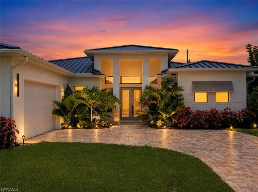 1257 22nd Avenue Naples, FL 34103