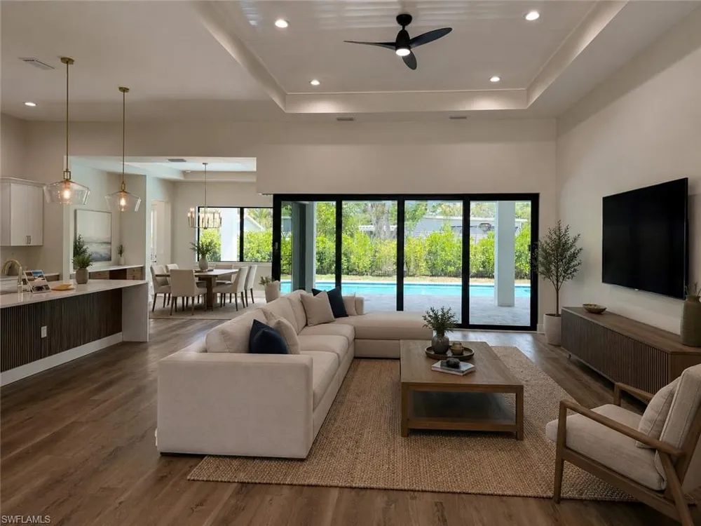 1257 22nd Avenue Naples, FL 34103