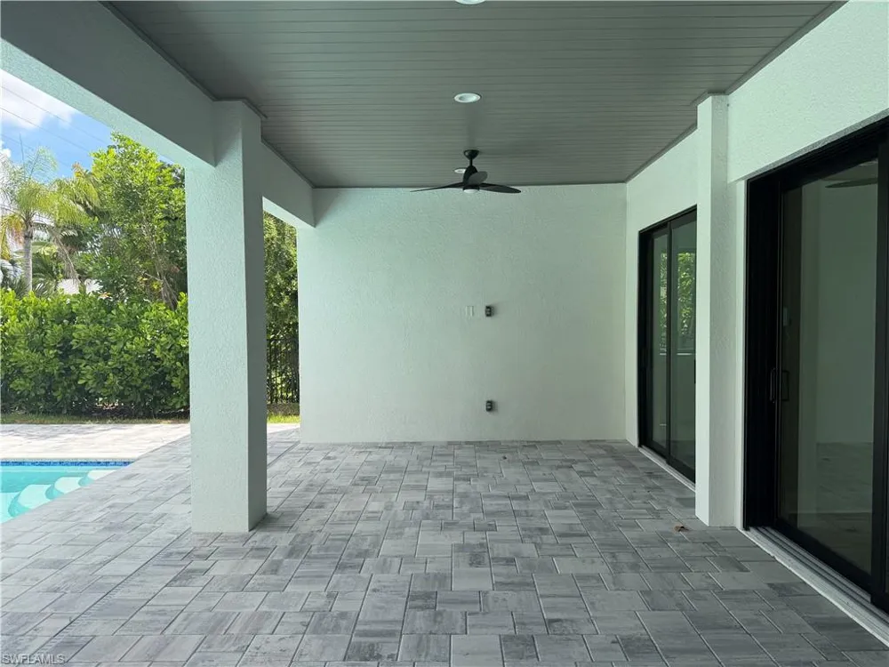 1257 22nd Avenue Naples, FL 34103
