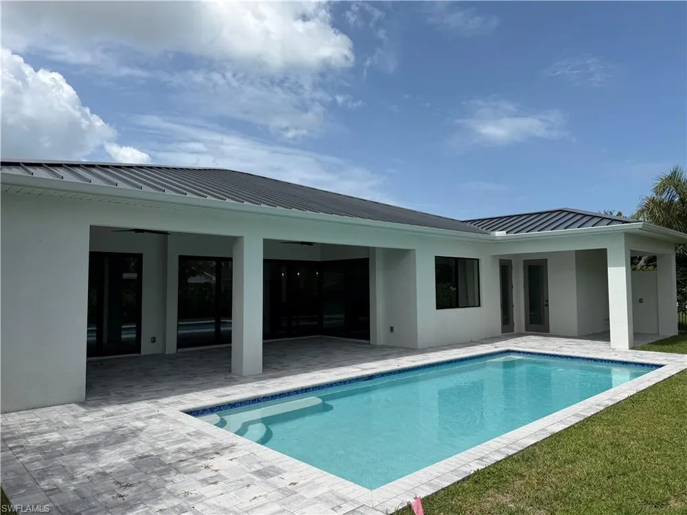 1257 22nd Avenue Naples, FL 34103