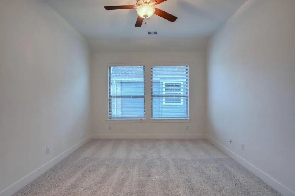 1535 Crystal Stream Drive Missouri City, TX 77459
