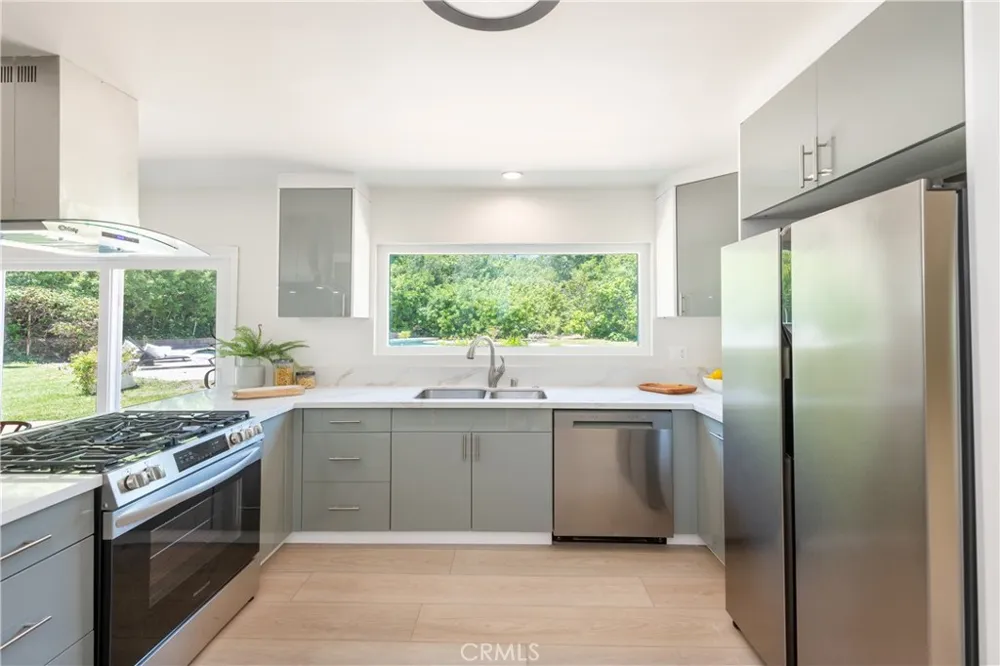 3643 Ballina Canyon Road Encino, CA 91436