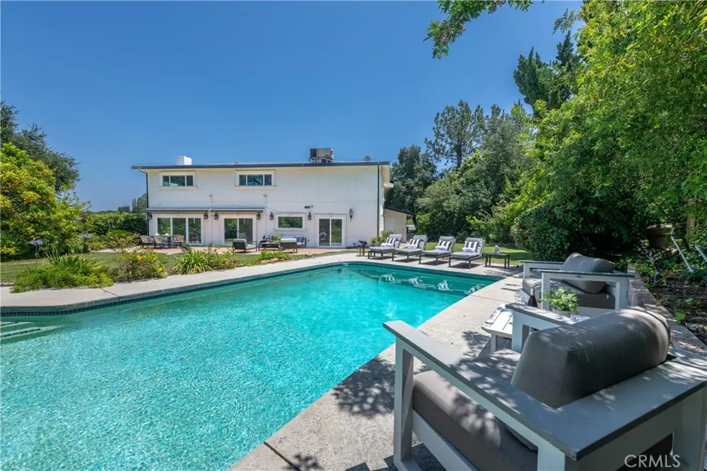 3643 Ballina Canyon Road Encino, CA 91436