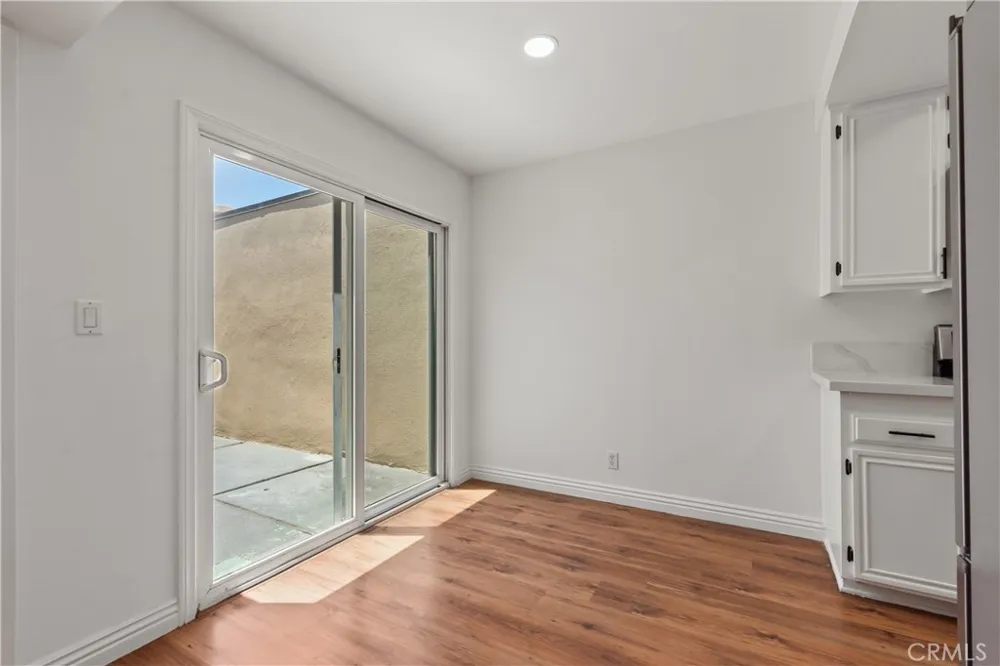 164 Brookline Lane Costa Mesa, CA 92626