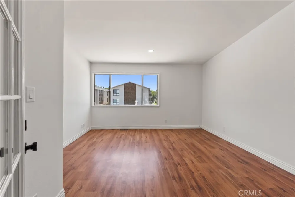 164 Brookline Lane Costa Mesa, CA 92626