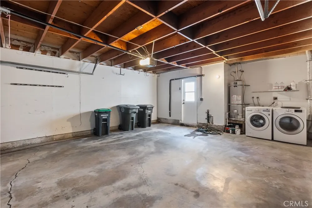 164 Brookline Lane Costa Mesa, CA 92626
