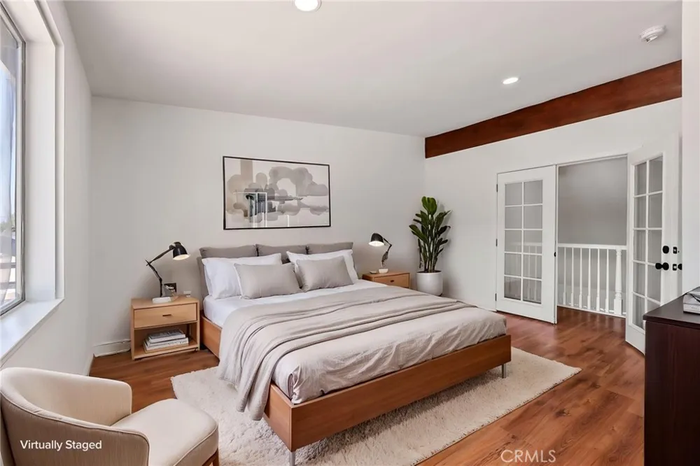 164 Brookline Lane Costa Mesa, CA 92626