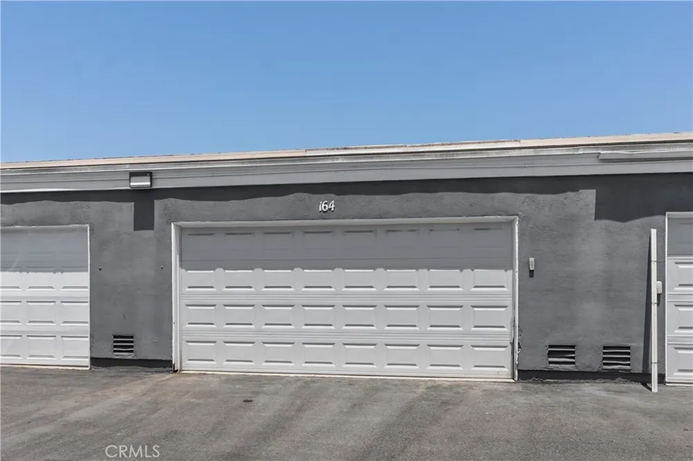 164 Brookline Lane Costa Mesa, CA 92626
