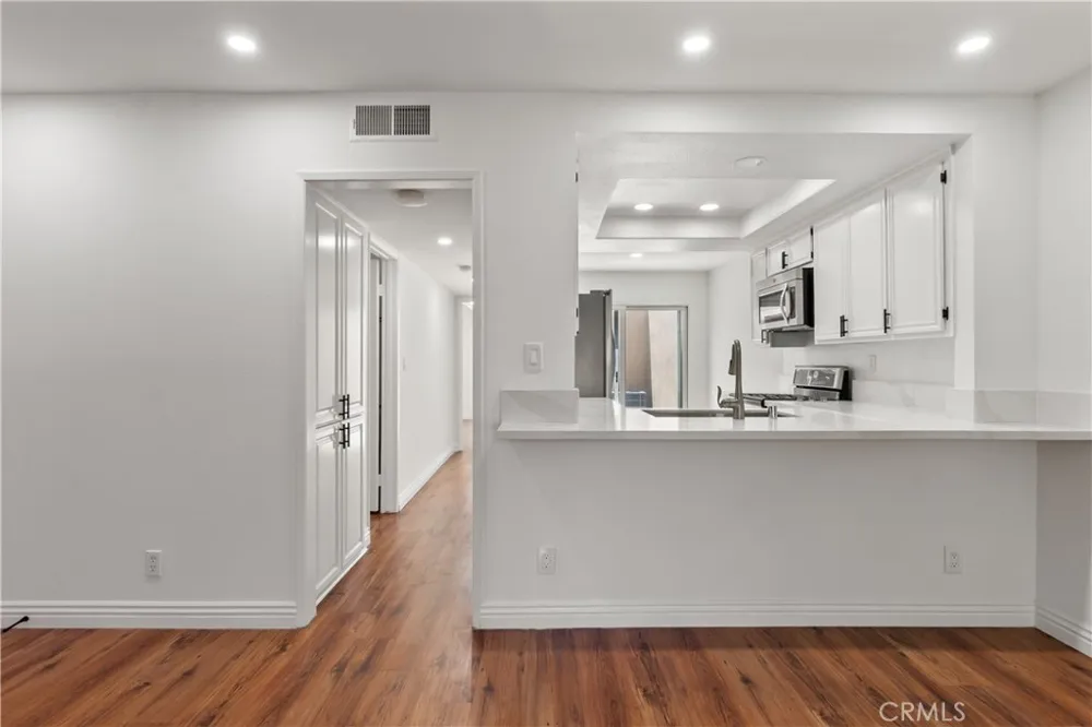 164 Brookline Lane Costa Mesa, CA 92626