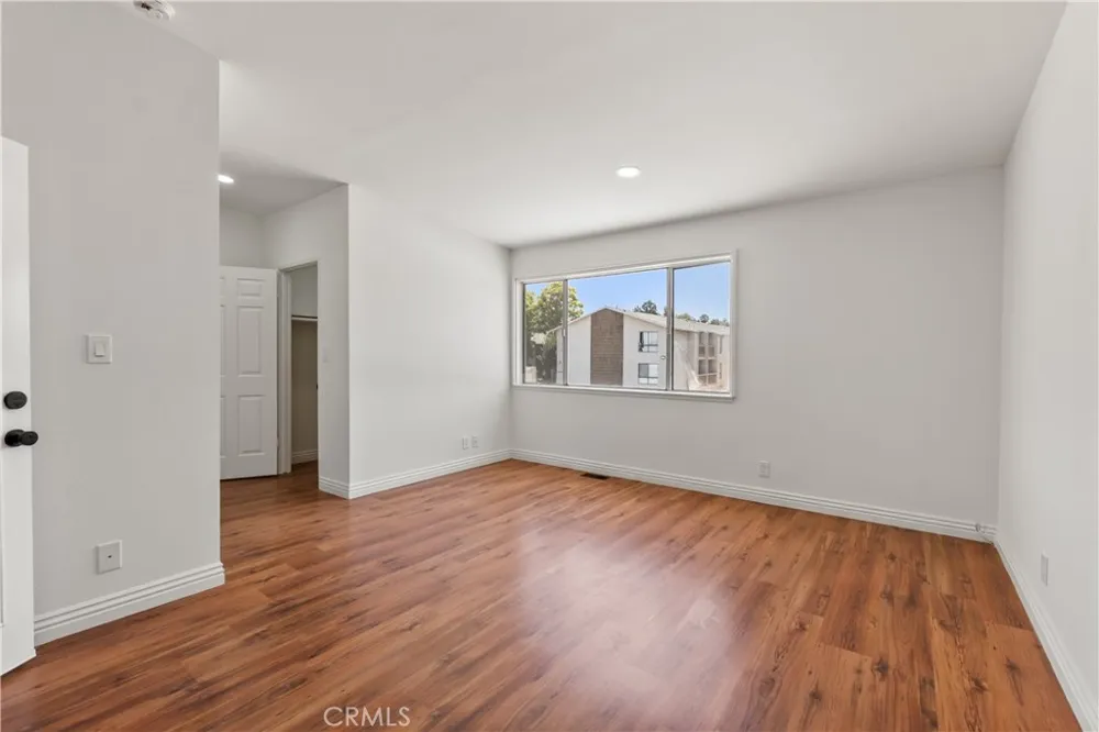 164 Brookline Lane Costa Mesa, CA 92626