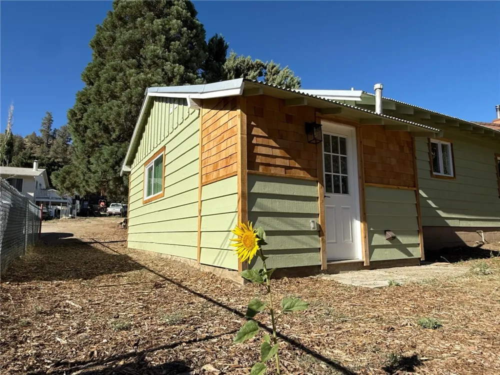 6513 Lowry Lane Frazier Park, CA 93225