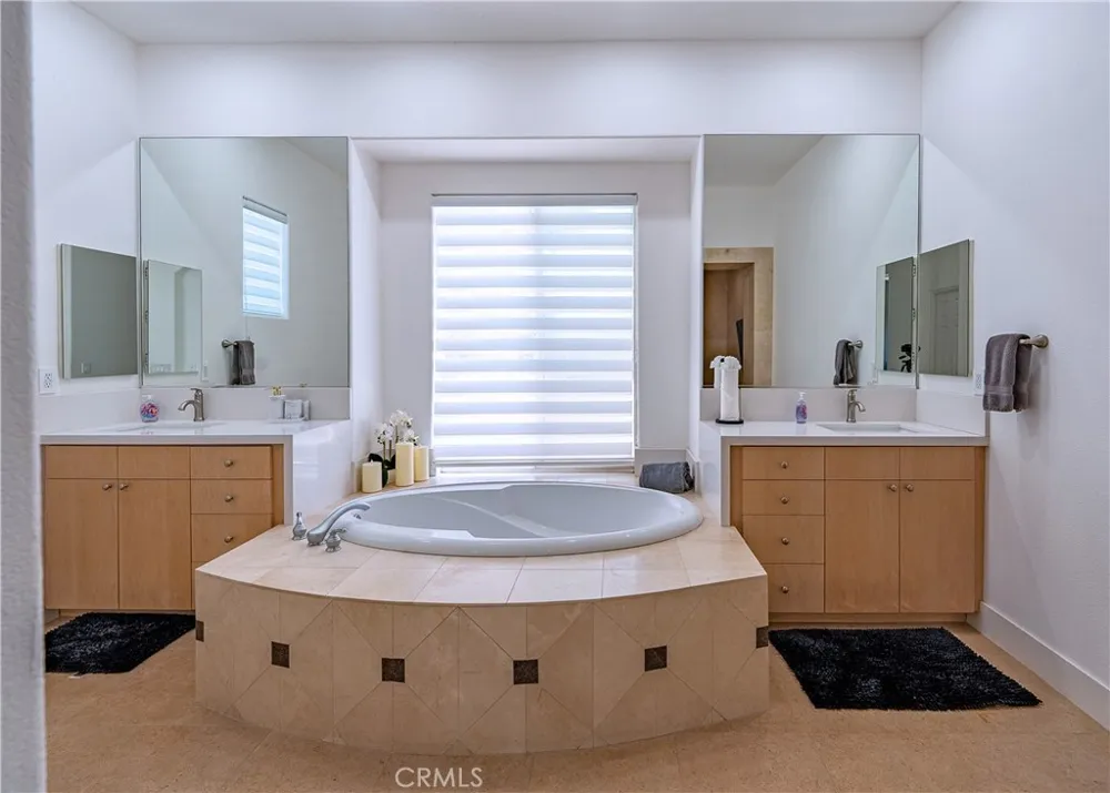 14 Calle Lantana Palm Desert, CA 92260