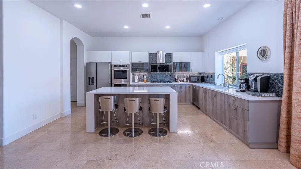 14 Calle Lantana Palm Desert, CA 92260
